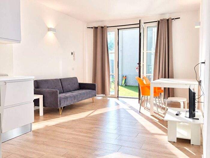 Appartamento monolocale in affitto in Via Luigi Mercantini, Bovisa, Milano