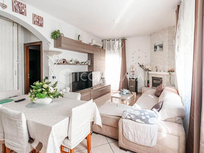 Appartamento con 5 locali in vendita in Via Antonio Magrini, Vicenza