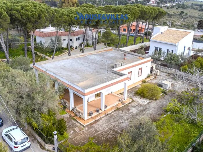 Casa con 5 locali in vendita in Via Madonna delle Grazie, Avola