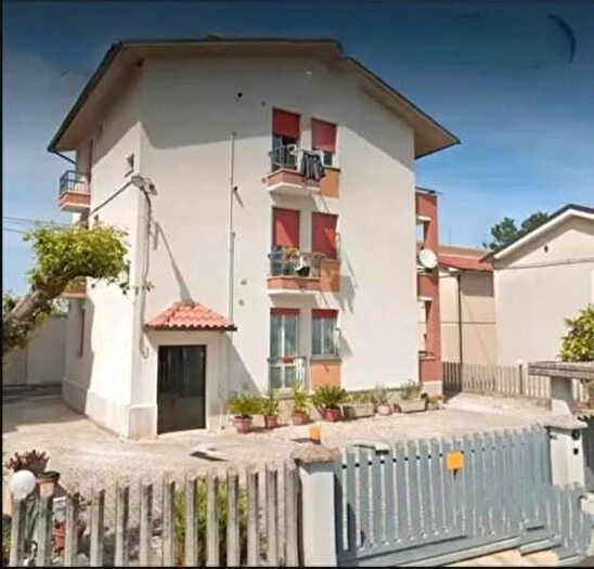 Appartamento con 5 locali in vendita in Via Sandro Pertini, Civitella Del Tronto