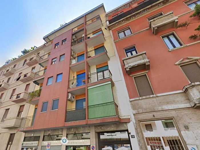 Appartamento bilocale in affitto in Via Vigilio Inama, Città Studi, Milano