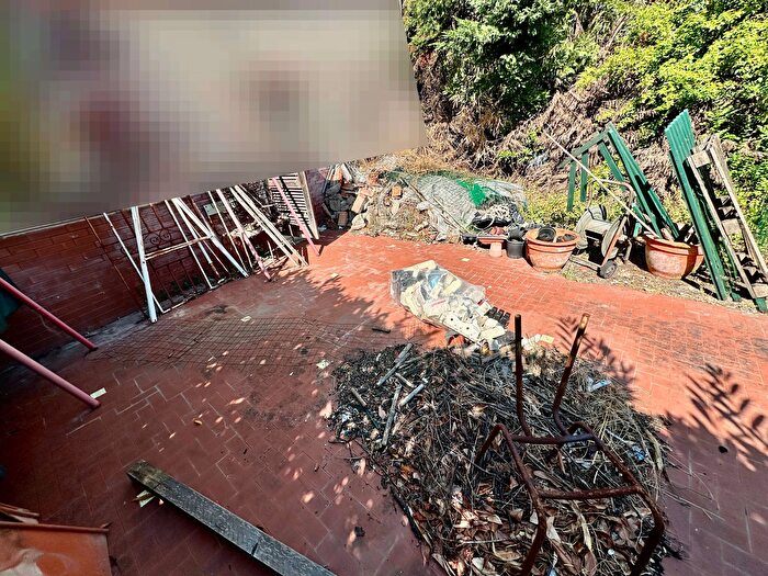 Casa con 8 locali in vendita in Via Picciorana, Lucca