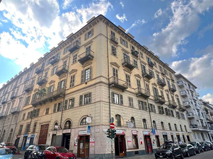 Appartamento trilocale in vendita in Via Giulia di Barolo, Giardini Reali, Torino