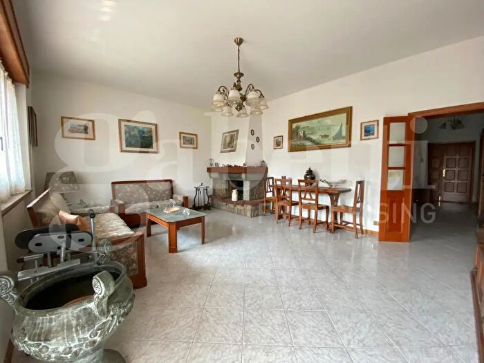 Appartamento con 5 locali in vendita in Via Casa colò, Sambuca Pistoiese