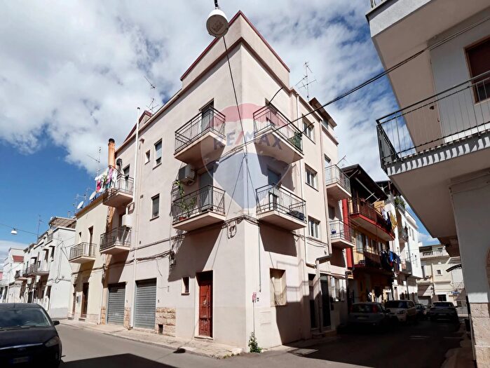 Appartamento quadrilocale in vendita in Via Leonardo da Vinci, Santeramo In Colle