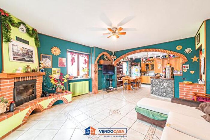 Appartamento con 5 locali in vendita in Frazione San Michele, Villafranca Piemonte