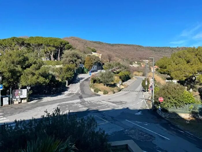 Appartamento bilocale in affitto in Via Torre dEre, Bergeggi