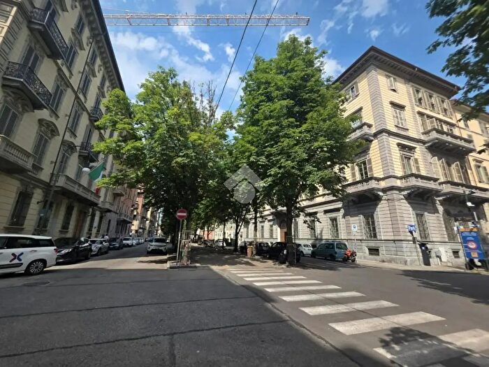 Appartamento bilocale in affitto in Via Alessandro Manzoni, Torino