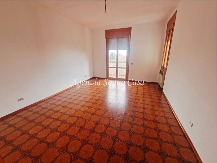 Appartamento trilocale in affitto in Via Ca Rossa, Cà Ossi, Forlì