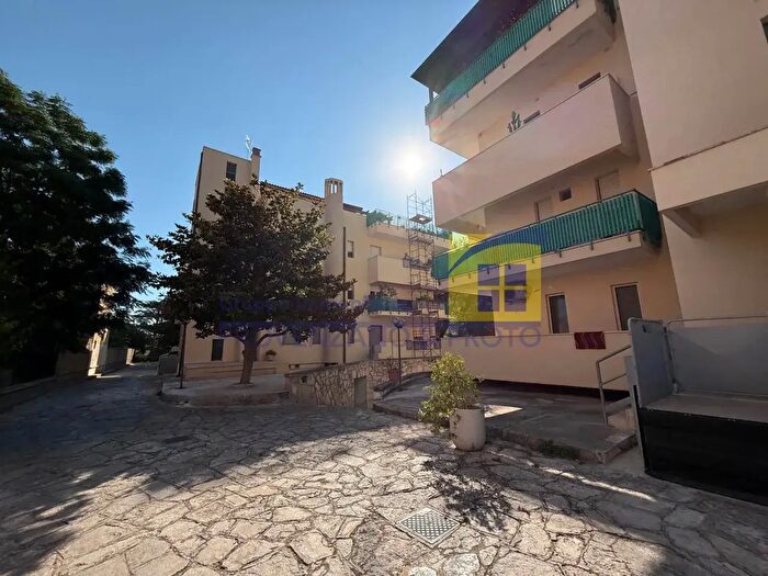 Appartamento con 5 locali in vendita in Corte Baracca, Brindisi