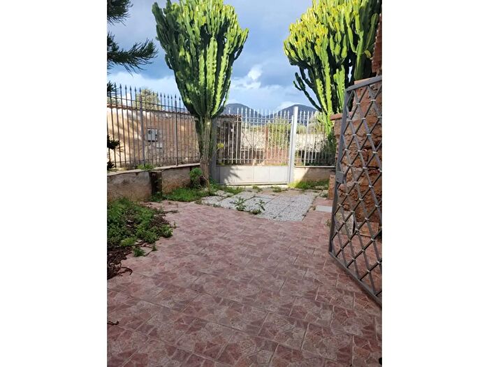 Casa trilocale in vendita in Palermo