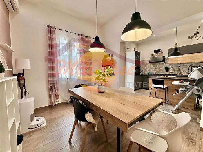 Casa con 5 locali in vendita in Viale Scala Greca, Siracusa