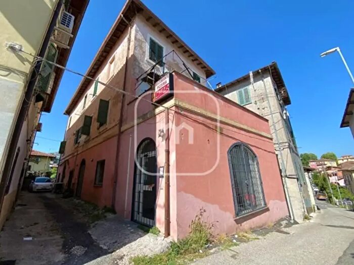 Appartamento bilocale in vendita in Via Luigi Ariola, Cave