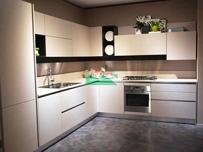 Appartamento trilocale in vendita in Via Antica Milizia, Ravenna