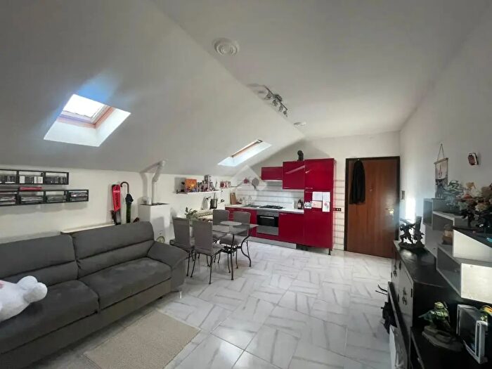 Appartamento bilocale in vendita in Via Ippolito Nievo, Monza