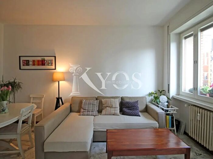 Appartamento trilocale in affitto in Via Grancini, Milano