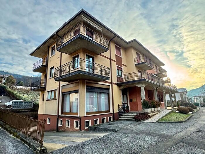 Case in Vendita e in Affitto - 2