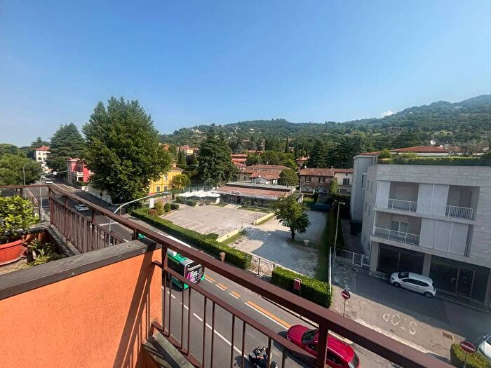 Appartamento quadrilocale in affitto in Viale Venezia, Porta Venezia, Brescia