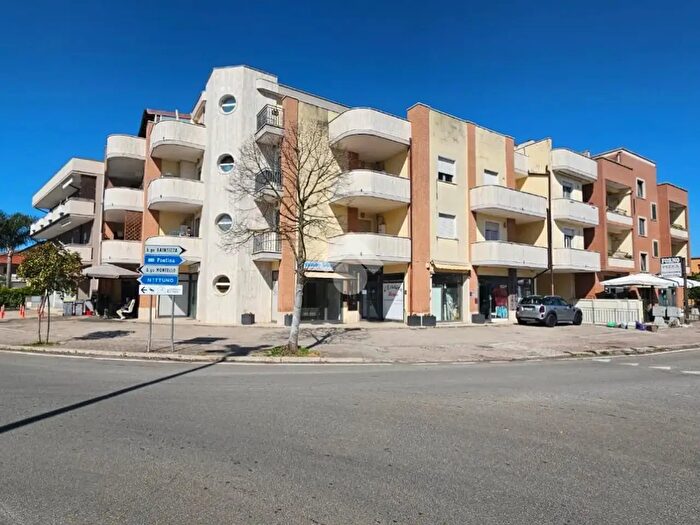 Appartamento trilocale in vendita in Str Macchia Grande, Latina