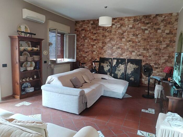 Appartamento quadrilocale in affitto in Via Maria Santissima Annunziata, Centro, Gravina di Catania