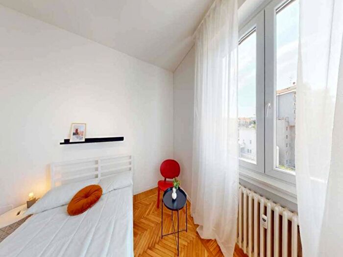 Appartamento con 5 locali in affitto in Viale Certosa, Certosa, Milano