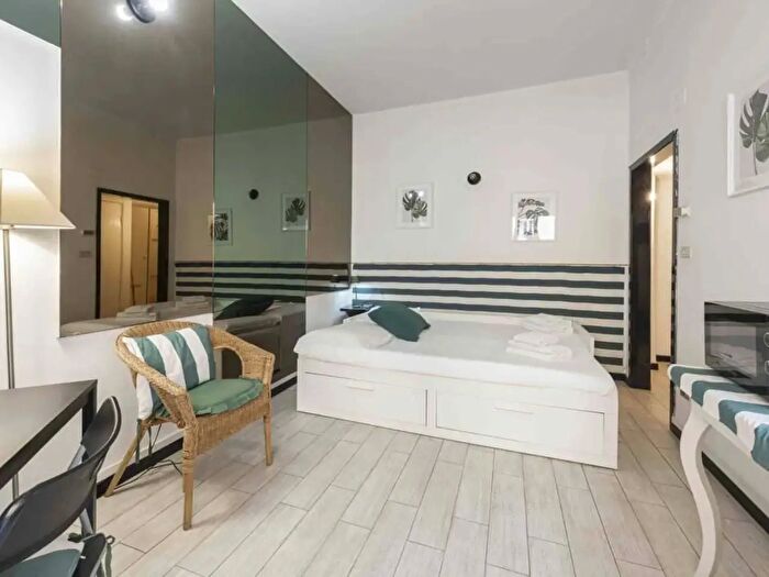 Appartamento monolocale in affitto in Borgo San Iacopo, Firenze