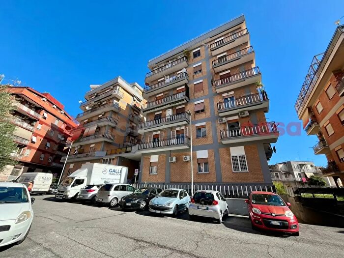 Appartamento quadrilocale in vendita in Via dAzeglio, Guidonia Montecelio