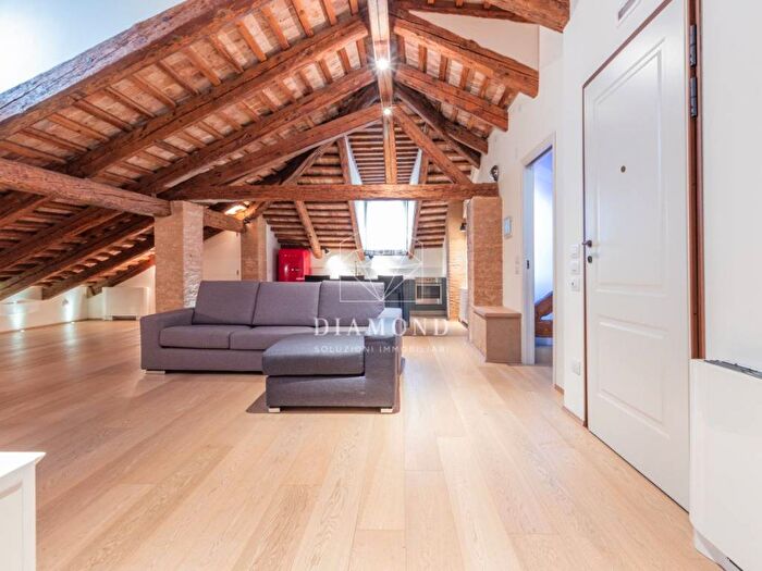Appartamento trilocale in affitto in Via Giuseppe Mazzini Falzè di Trevignano, Falzé Signoressa, Trevignano
