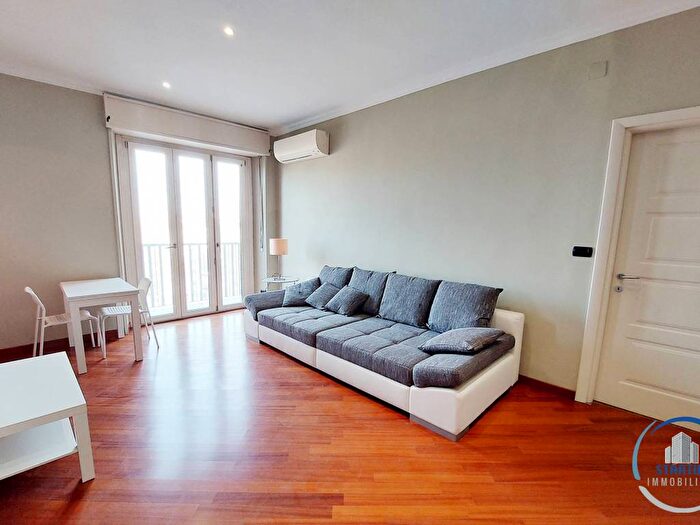 Appartamento bilocale in affitto in Viale Argonne, Argonne Corsica, Milano