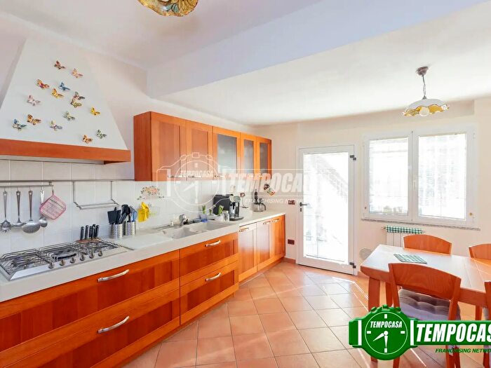 Casa quadrilocale in vendita in Via Molino, Bereguardo