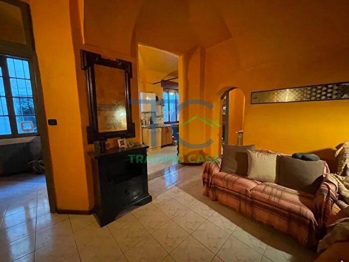 Appartamento trilocale in vendita in Via Coglialegna, Piacenza