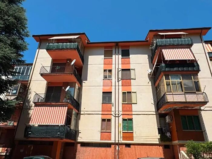 Appartamento trilocale in vendita in Via Generale Giacomo Rotondi, Avellino
