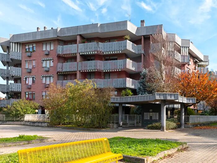 Appartamento con 5 locali in vendita in Via XXV Aprile, San Mauro Torinese