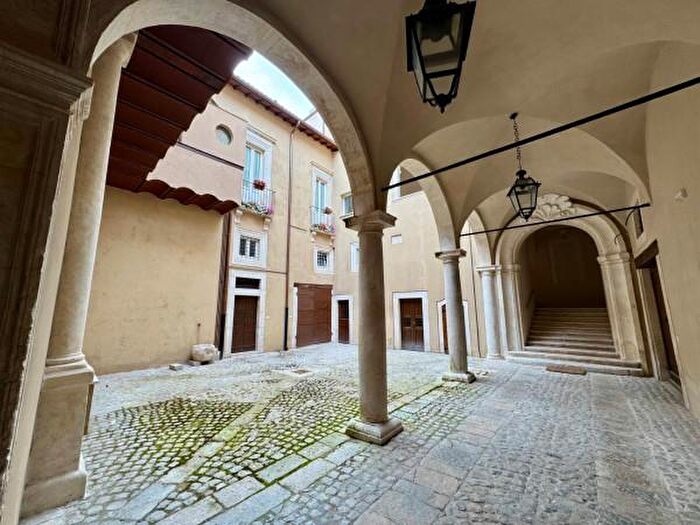 Appartamento trilocale in affitto in Via Cimino, LAquila