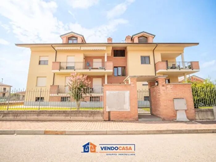 Appartamento con 6 locali in vendita in Via Tommaso Lorenzone, Pancalieri