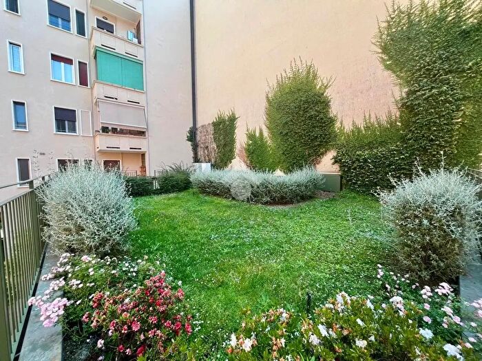 Appartamento trilocale in vendita in Viale Giustiniano, Milano