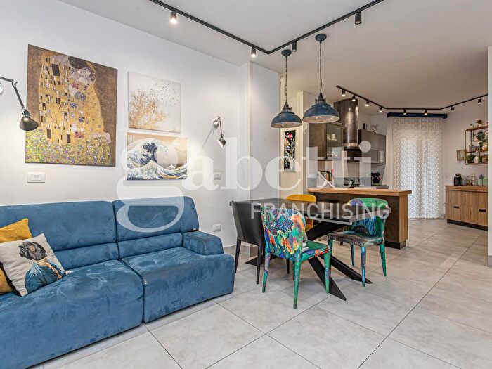 Appartamento trilocale in vendita in Via I Traversa Carlo Rosselli, Mugnano Di Napoli