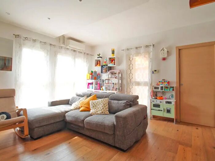 Appartamento quadrilocale in vendita in Via Fonte delle Bellezze, Loreto