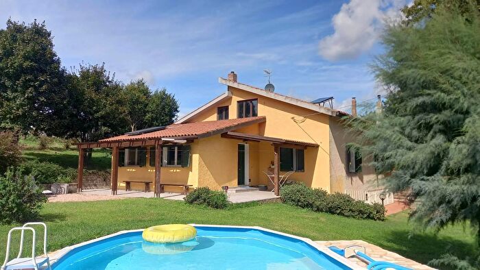 Casa con 8 locali in affitto in Magliano in Toscana, Magliano In Toscana