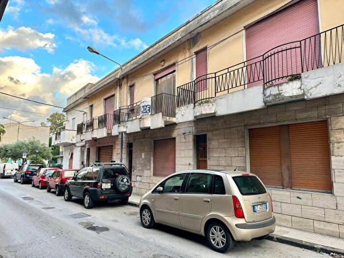 Casa con 6 locali in vendita in Via Nazionale, Venetico