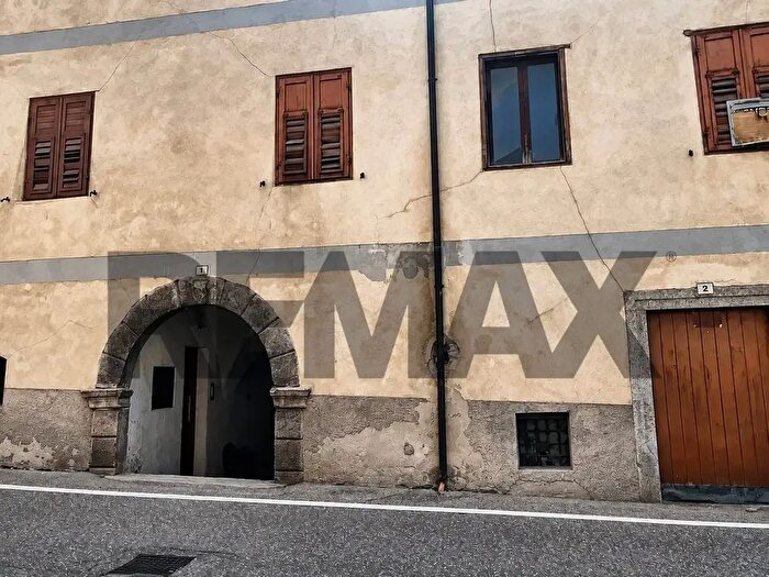Appartamento con 5 locali in vendita in Via Campiglio, Dimaro Folgarida