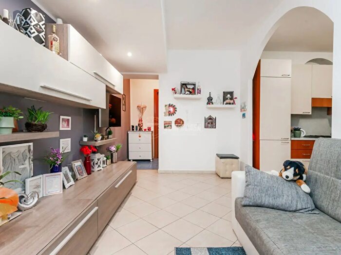 Appartamento bilocale in vendita in Via Giuseppe Candiani, Milano