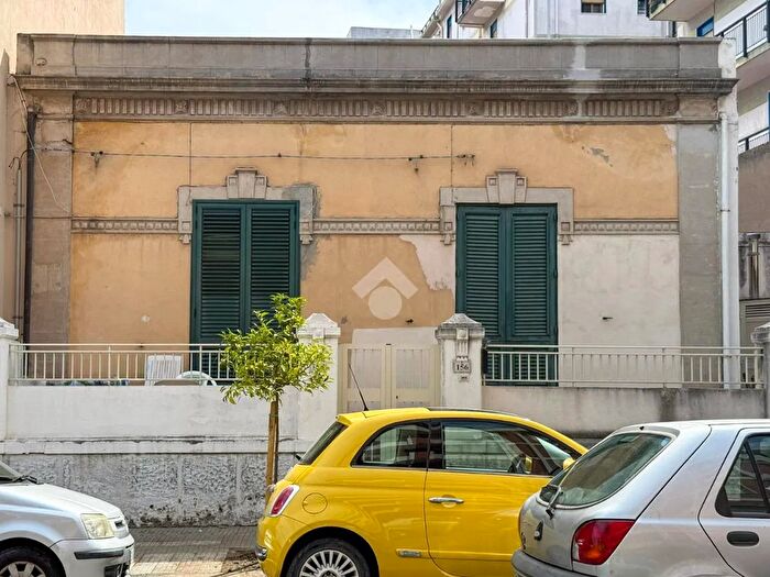 Appartamento trilocale in vendita in Via Risorgimento, Milazzo