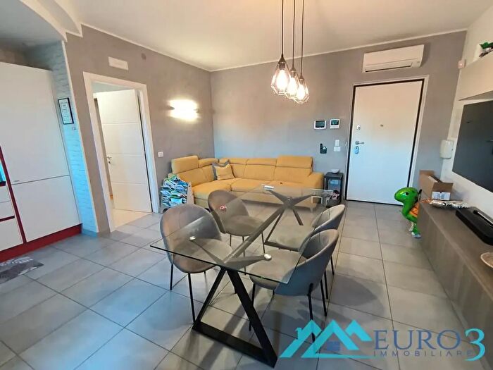 Appartamento con 6 locali in vendita in Via Emidio Baiocchi, Castel Di Lama