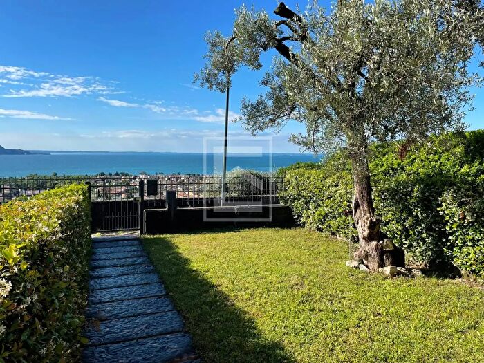 Casa con 5 locali in vendita in Via Sant Ambrogio, Toscolano Maderno