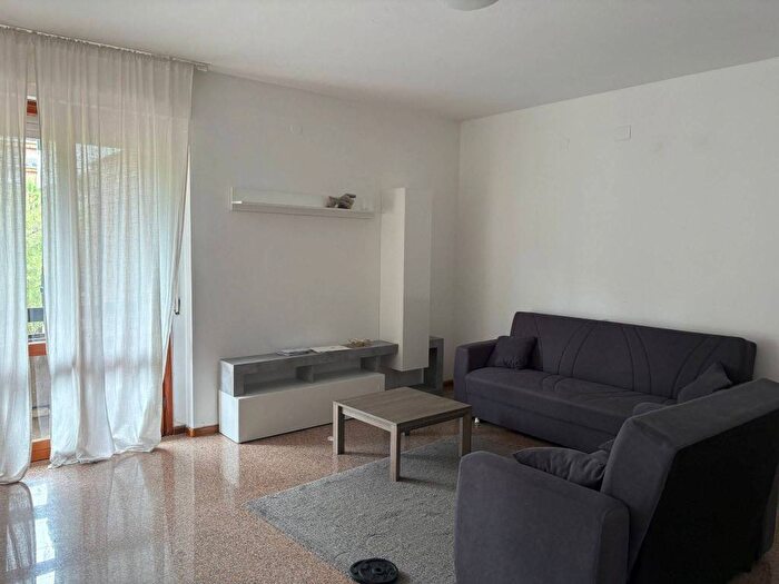 Appartamento con 5 locali in affitto in Via Gaetano Donizetti, San Sisto Lacugnano, Perugia