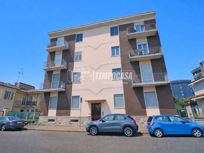 Appartamento trilocale in vendita in Novara