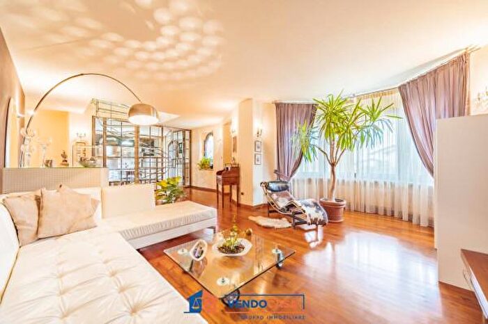 Casa con 5 locali in vendita in Frazione San Giovanni Perucca, Trinita