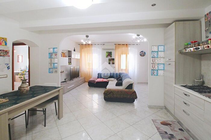 Appartamento quadrilocale in vendita in Via SantAndrea, Livorno