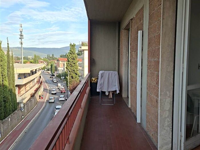 Appartamento trilocale in affitto in via di calenzano, Sesto Città, Sesto Fiorentino